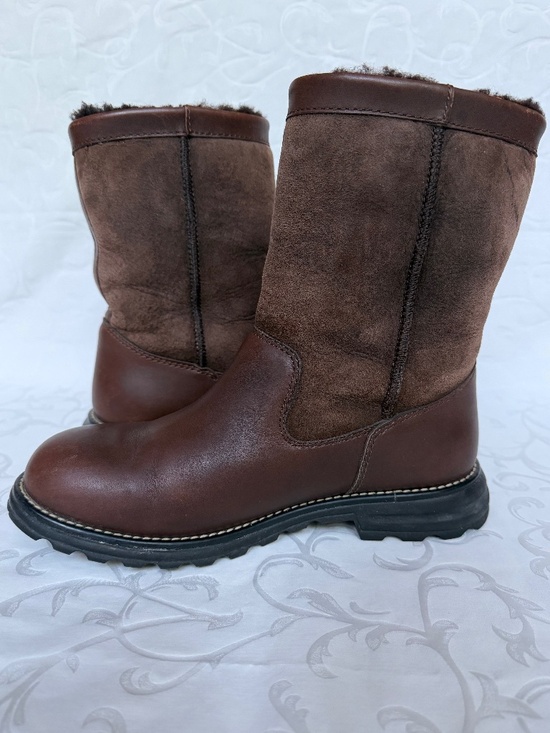 UGG Shoes - Women’s Ugg Mid-Calf Winter Boots Brown Leather Sz 9
